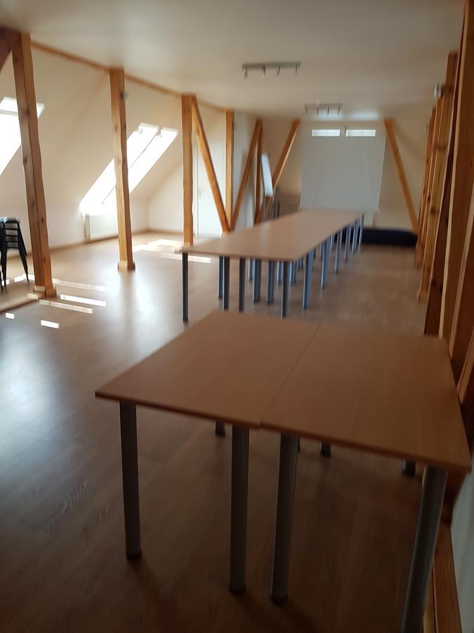 Aitinlauvas Hotel Tīreļi Kültér fotó