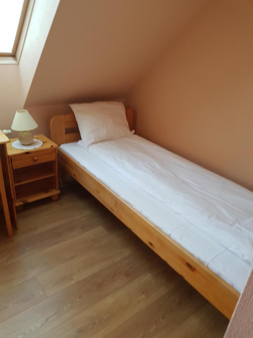 Aitinlauvas Hotel Tīreļi Kültér fotó