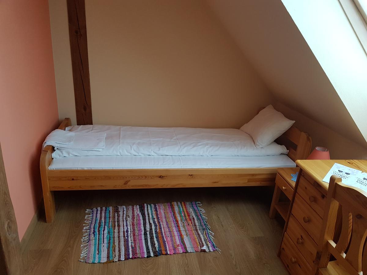 Aitinlauvas Hotel Tīreļi Kültér fotó